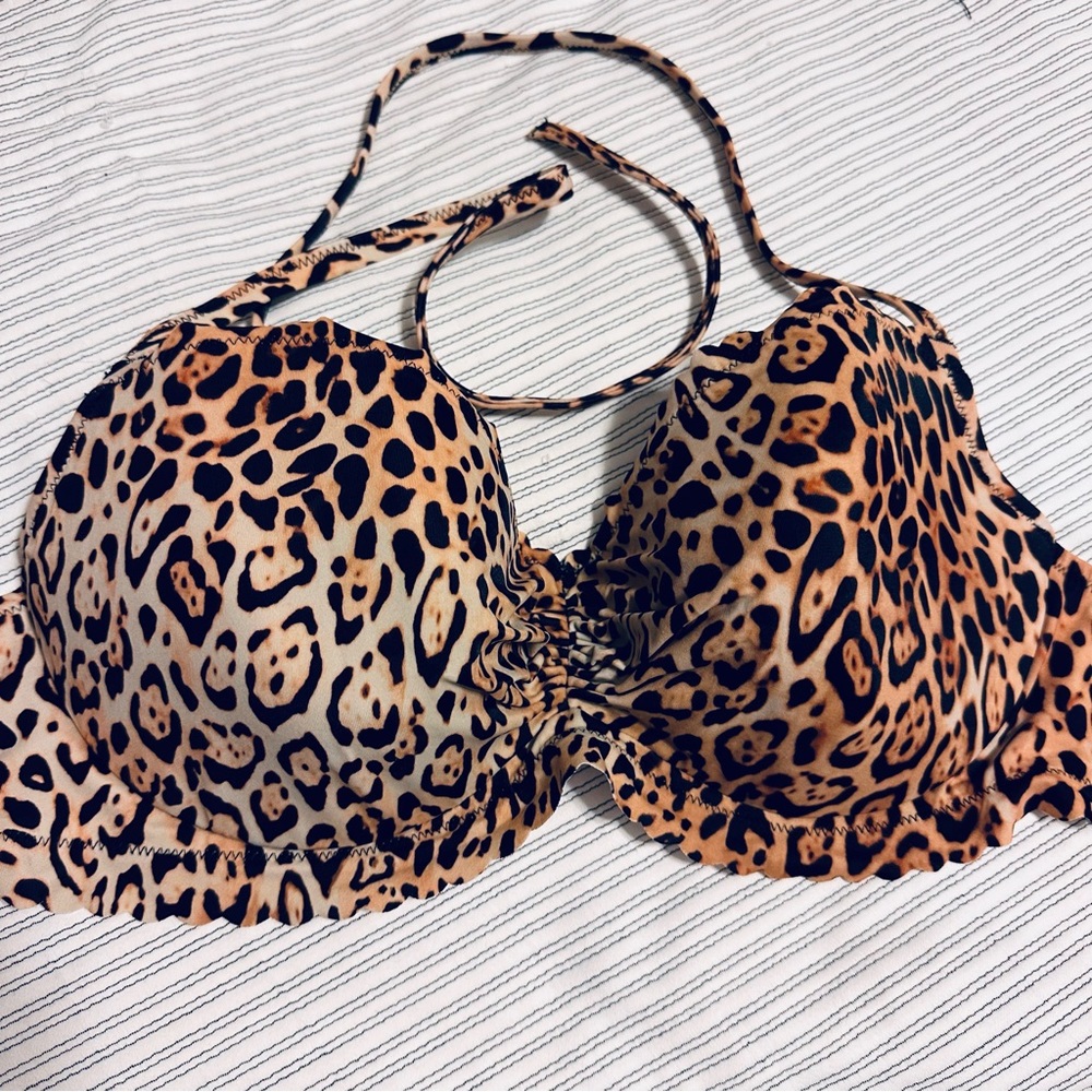 Victoria's Secret Leopard Scalloped Bikini Bra Top Underwired Halterneck: 34DD